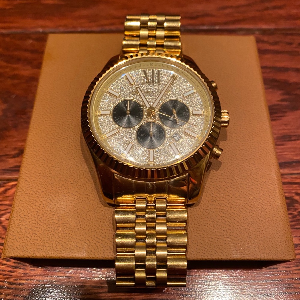 MICHAEL KORS
Oversized Lexington Gold-Tone Watch